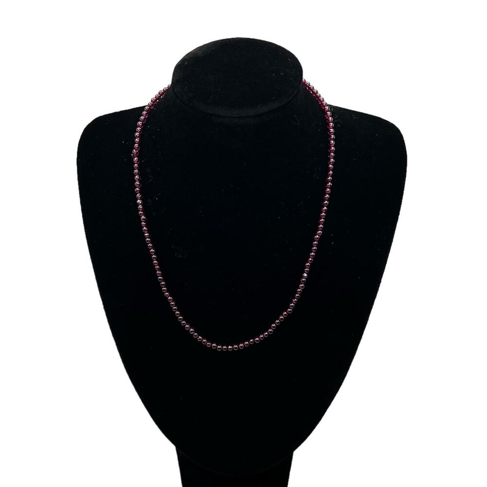 Beaded Chokers (2) Stretchy Weaved Faux Pearls & Small Purple Glass Bead Stand - Picture 8 of 13